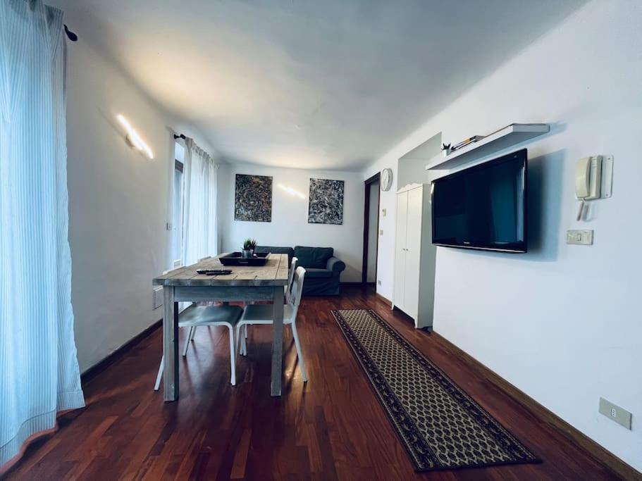 Apartament Attico Porta Nuova, Torino Centro Zewnętrze zdjęcie