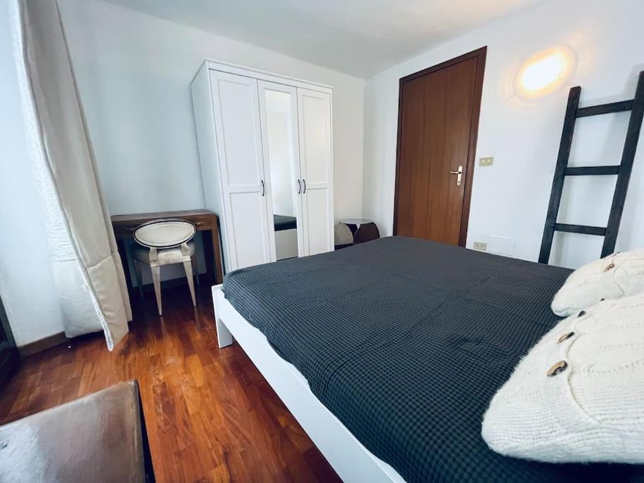 Apartament Attico Porta Nuova, Torino Centro Zewnętrze zdjęcie